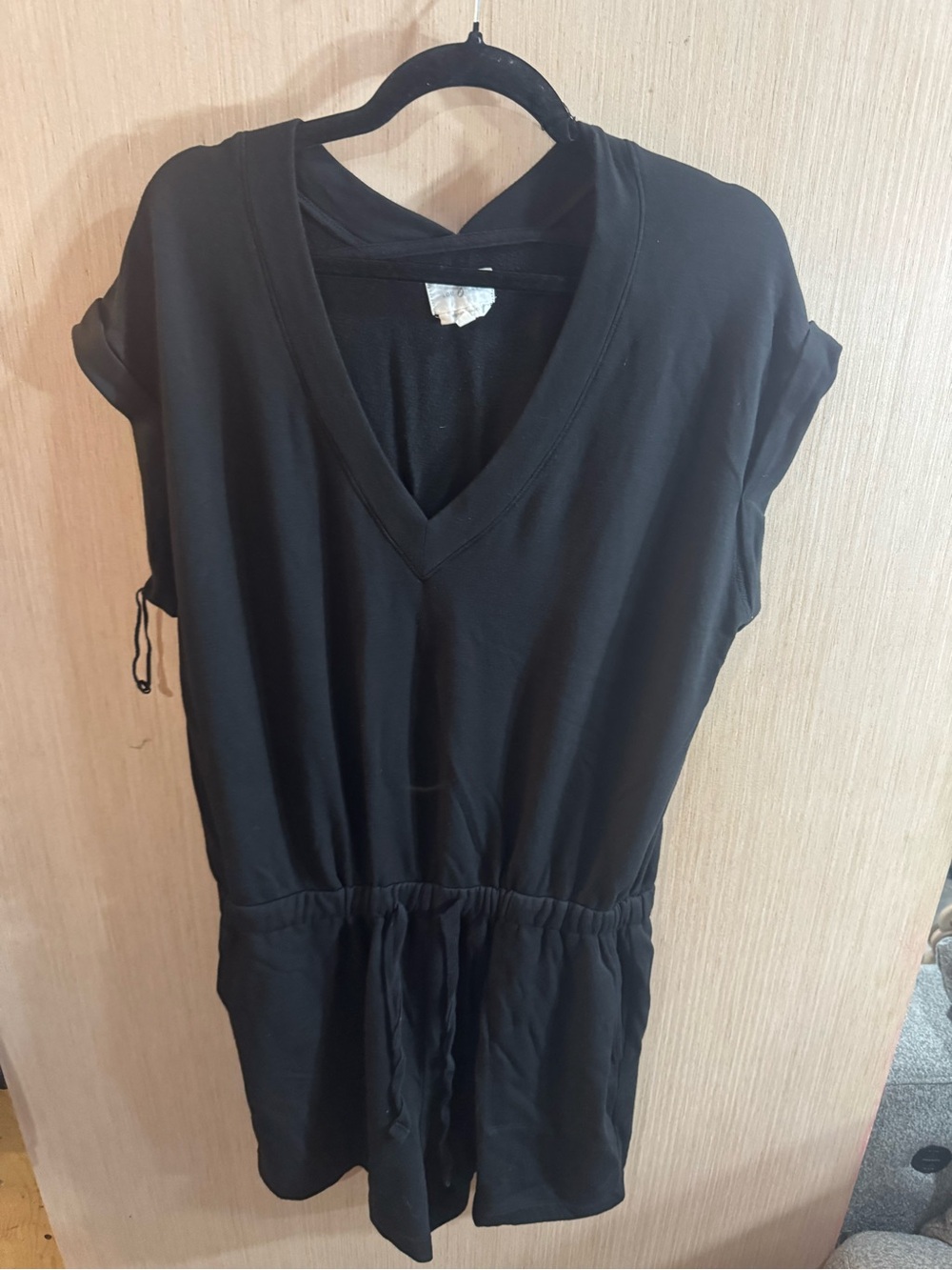 Women's Lou and Grey Black V-Neck Drawstring Romper Size Large